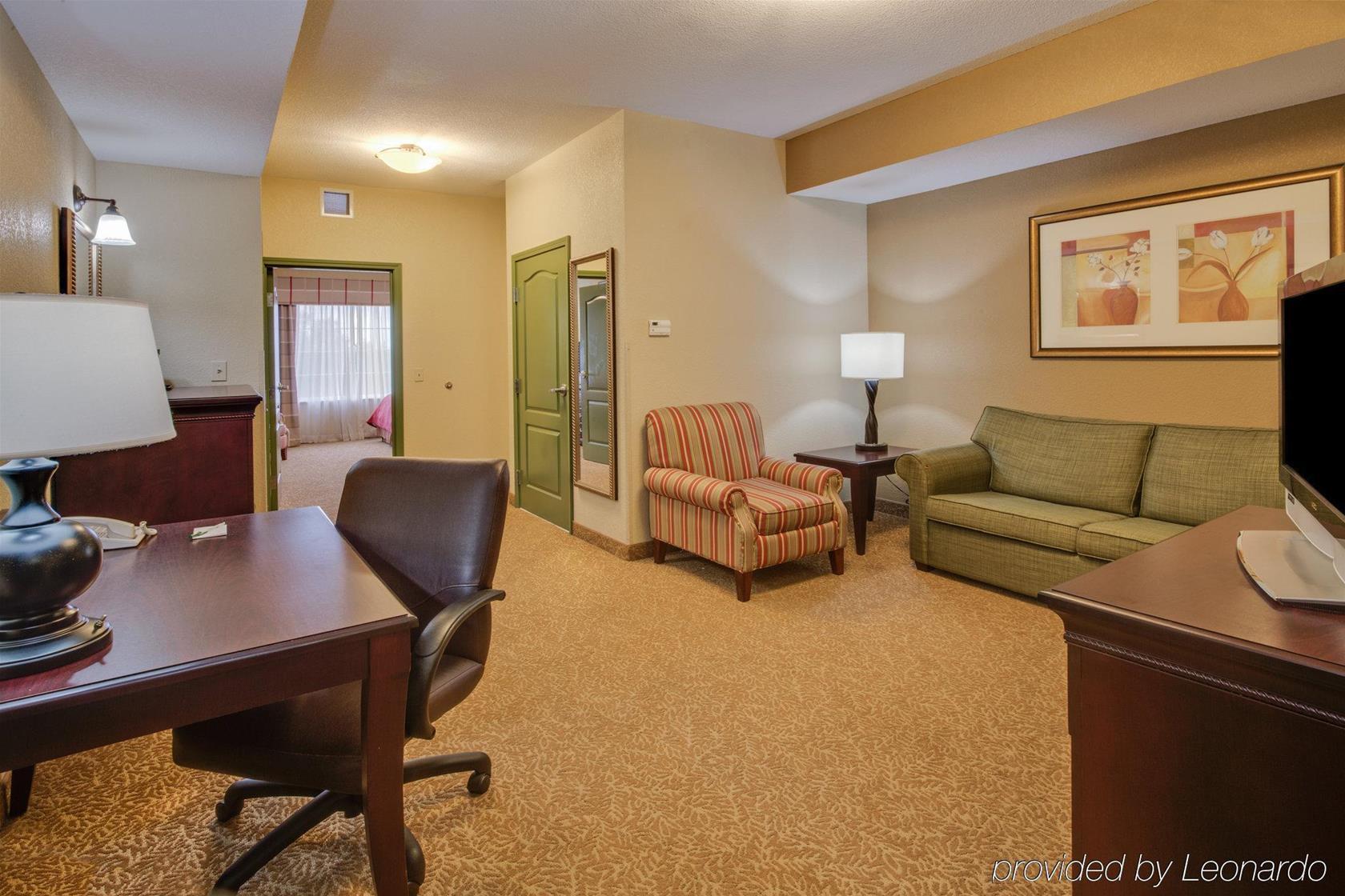 Country & By Radisson, Pensacola West, Fl 3*