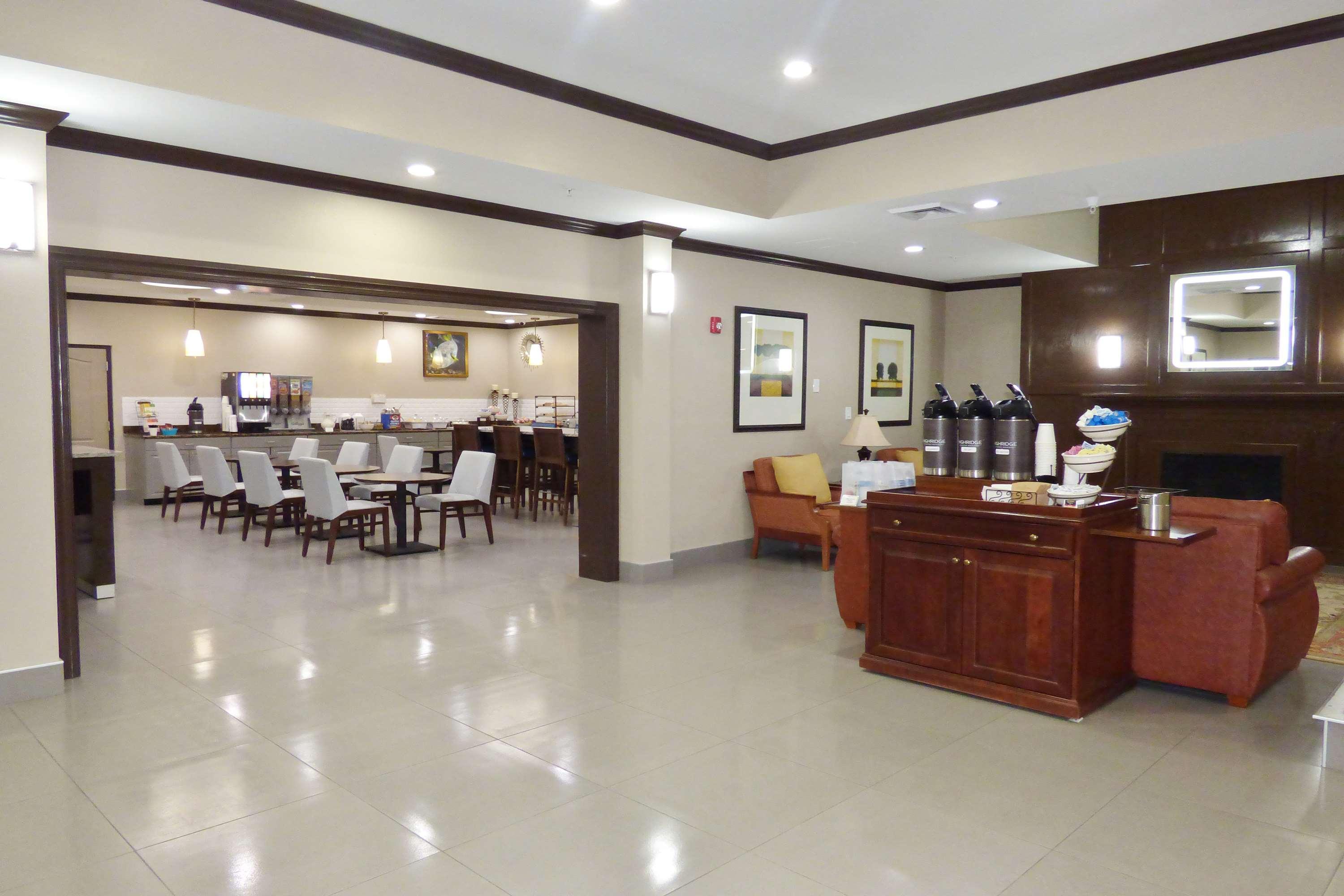 Hotel Country & By Radisson, Pensacola West, Fl